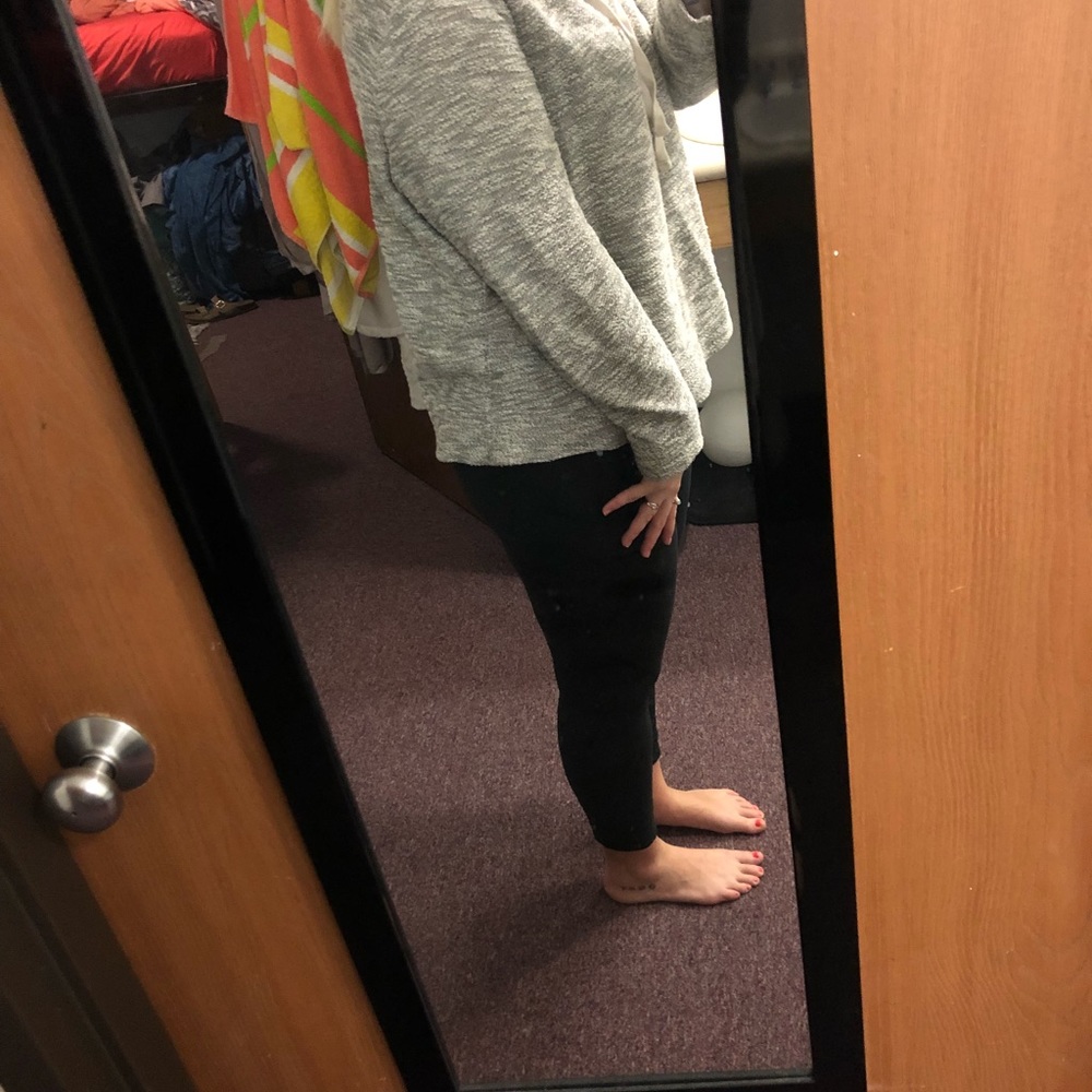 Grey pullover - Picture 2 of 3